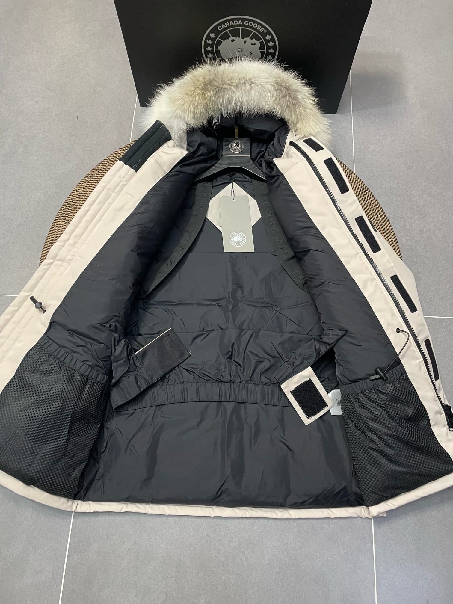 Canada Goose Down Jacket