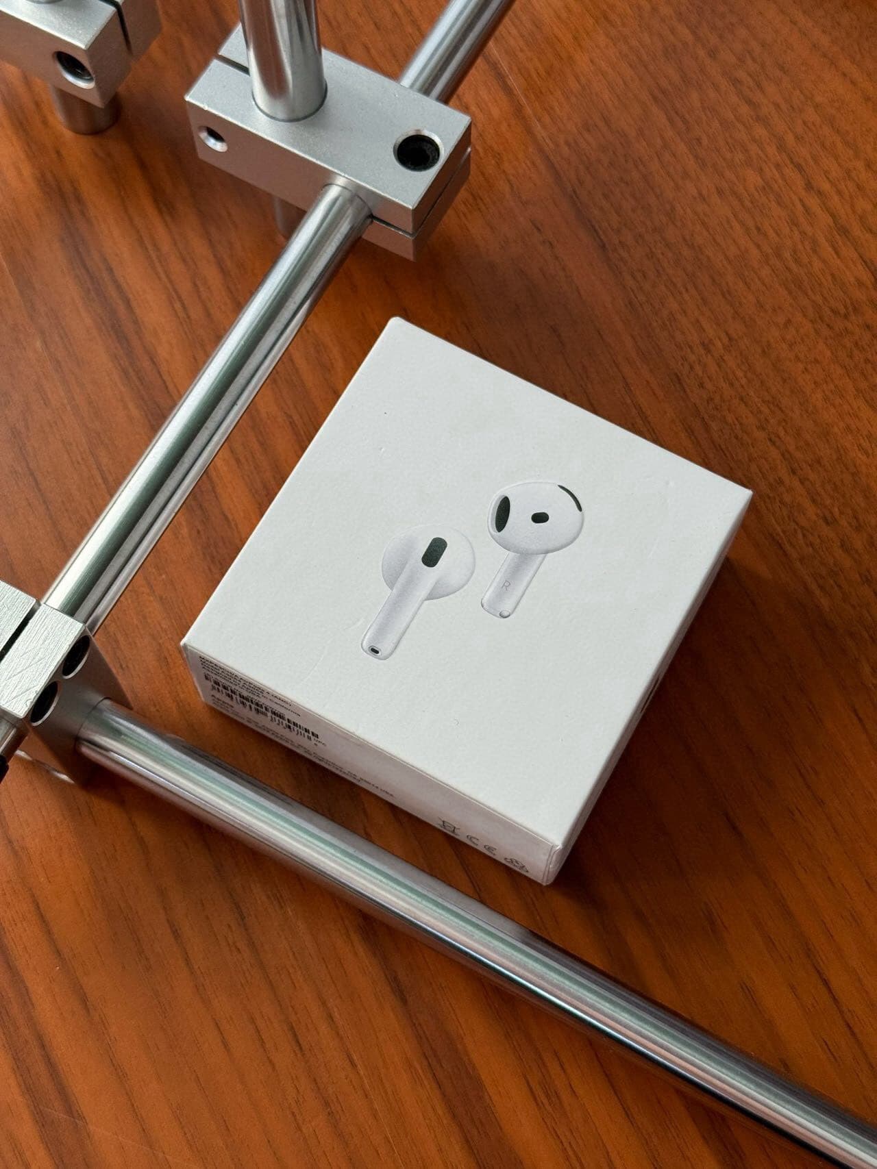 AirPods 4 Headphones