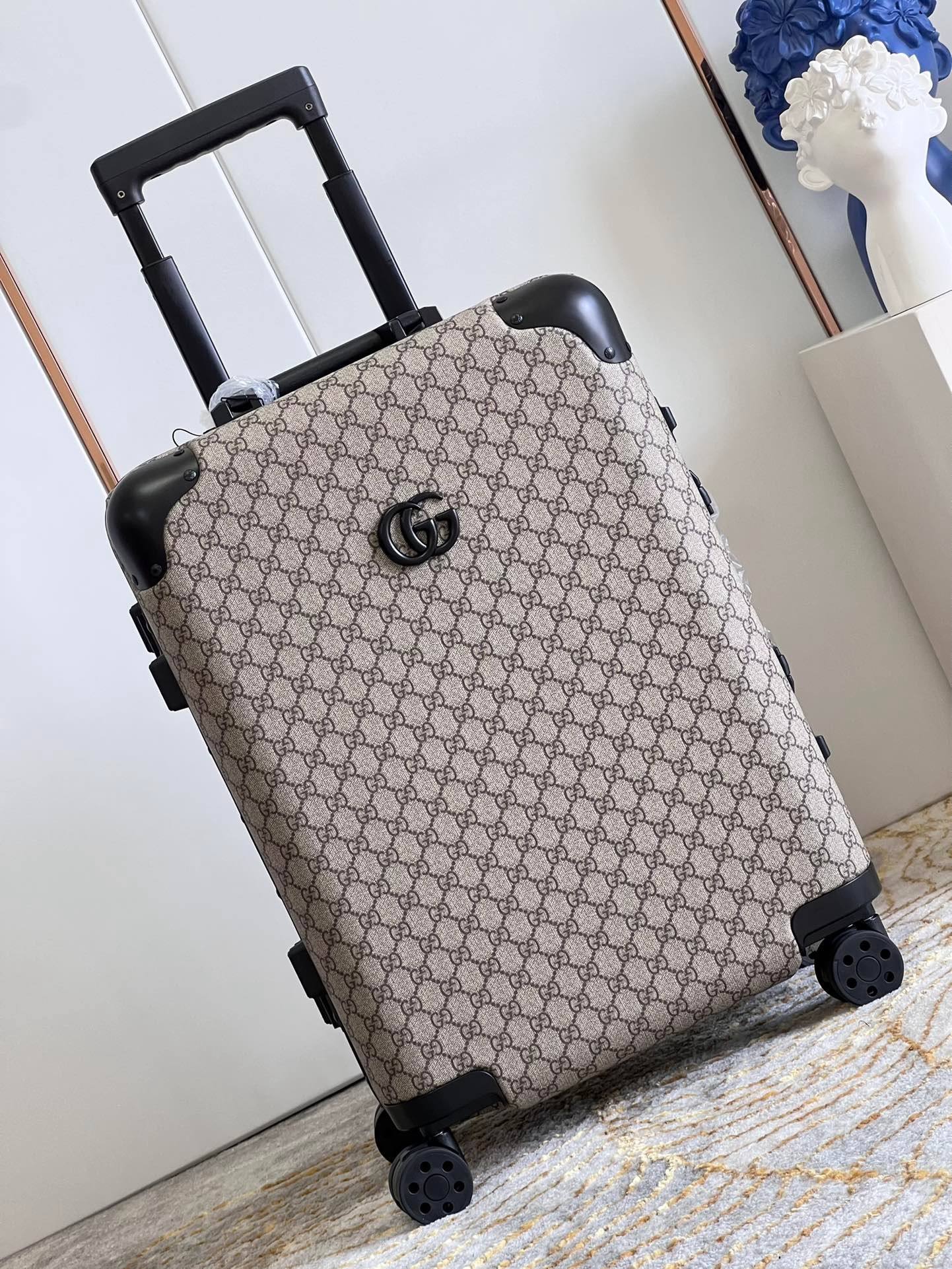 Gucci Suitcase Two Size（20/24 inches）