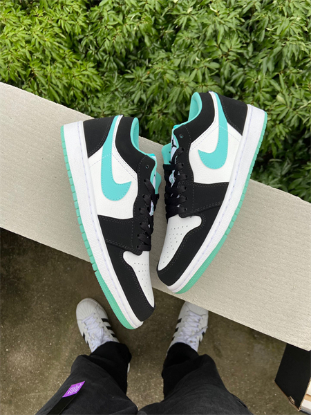 Nike Air Jordan 1 Low