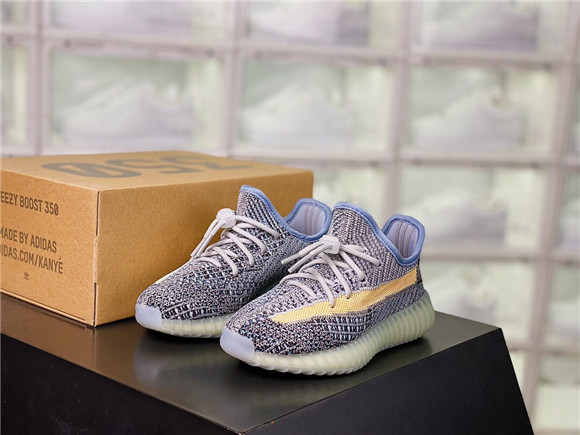 Kid Yeezy Boosyt 350v2 002