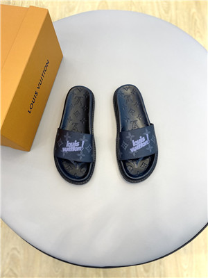LV Slipper