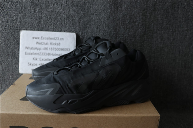 Adidas Yeezy 700 MNVN Black FV4440
