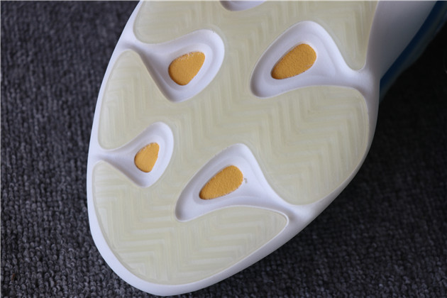 Adidas Yeezy Boost 700 v3 Arzareth G54850