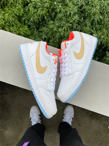 Nike Air Jordan 1 Low