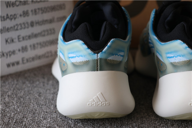 Adidas Yeezy Boost 700 v3 Arzareth G54850