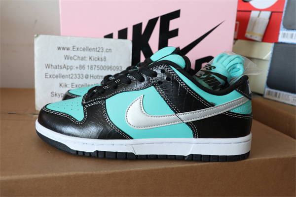 NikeSB DUNK Low Diamond Supply co Tiffany
