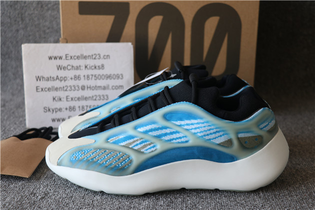 Adidas Yeezy Boost 700 v3 Arzareth G54850