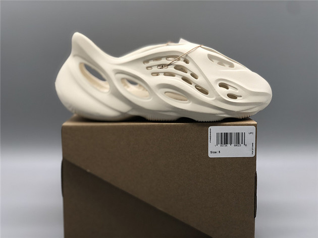 Adidas Yeezy Foam Runner White GV7903