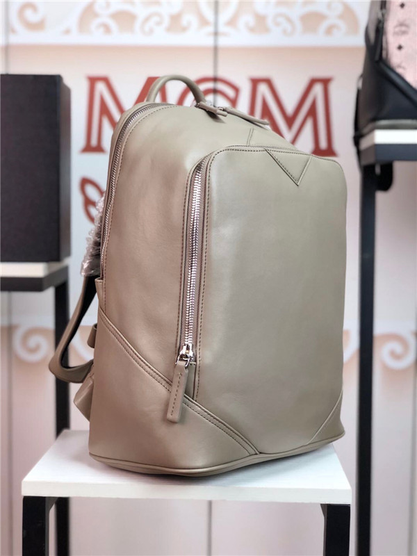 MCM Duke Backpack size 30-41-18 006