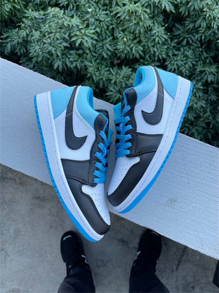 Nike Air Jordan 1 Low