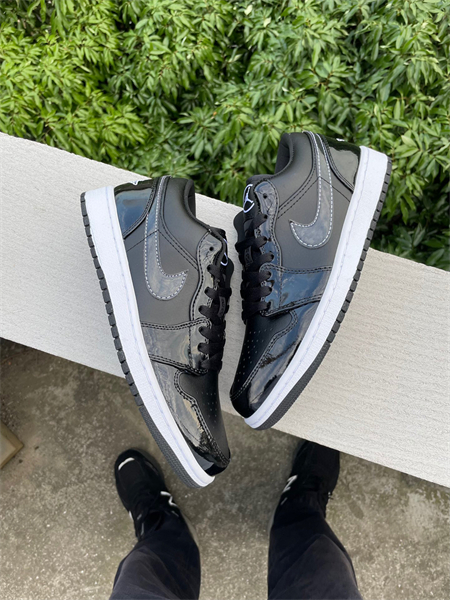 Nike Air Jordan 1 Low