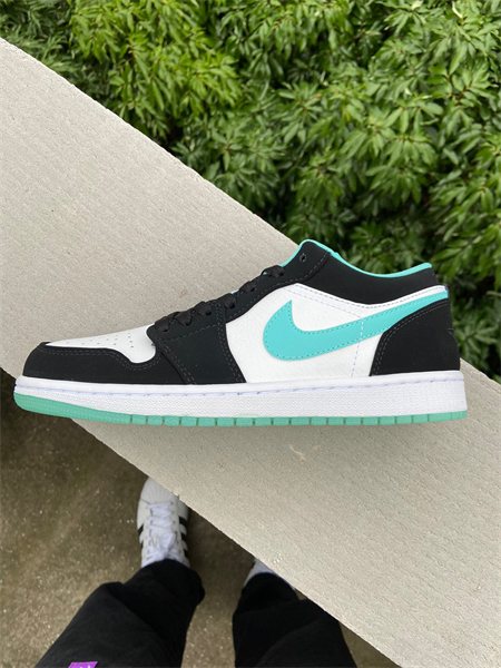 Nike Air Jordan 1 Low