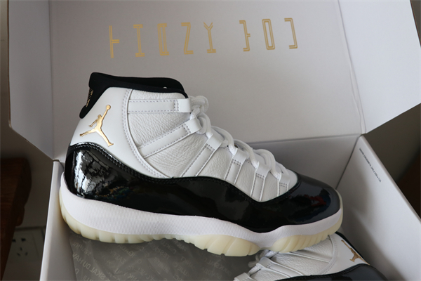 Nike Air Jordan 11 Black Gold