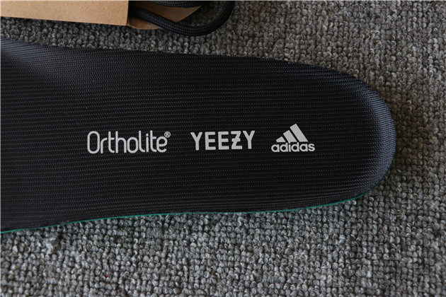 Adidas Yeezy Boost 700 v3 Arzareth G54850