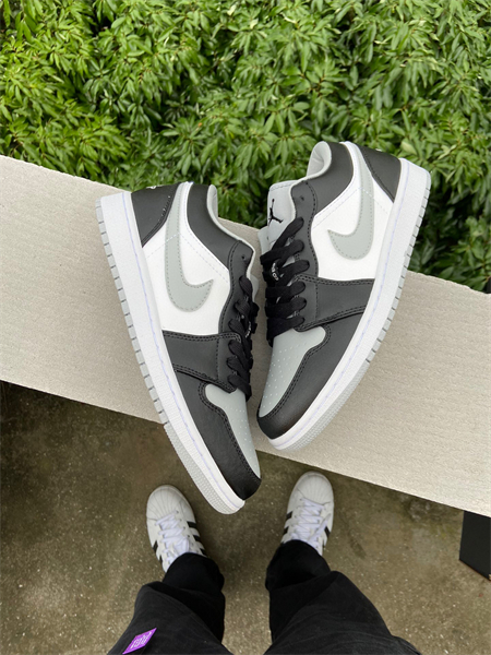 Nike Air Jordan 1 Low