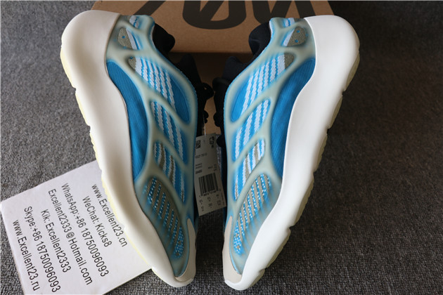 Adidas Yeezy Boost 700 v3 Arzareth G54850