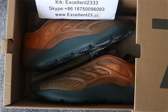 Adidas Yeezy Boost 700 V3 Copfad GY4109