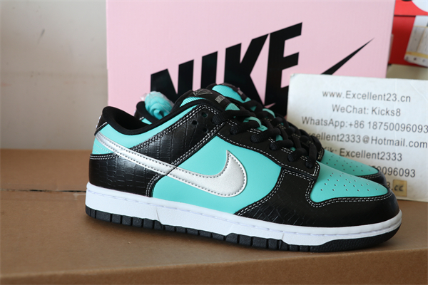 NikeSB DUNK Low Diamond Supply co Tiffany