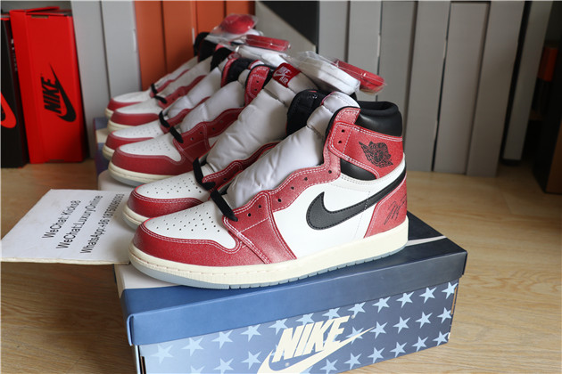 Nike Air Jordan 1 Trophy Room