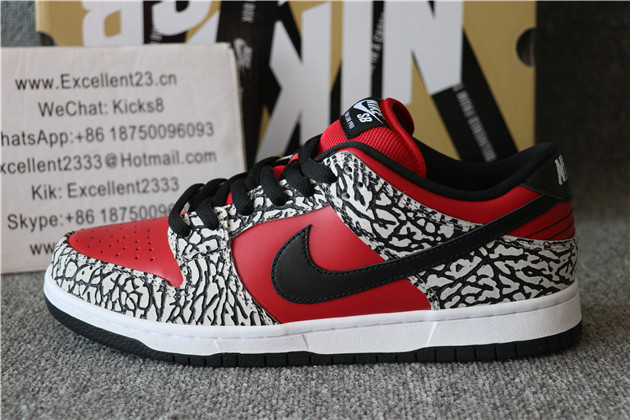 Supreme x Nike SB Dunk Low