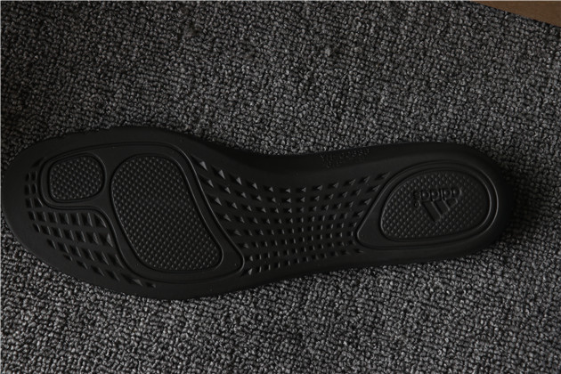 Adidas Yeezy Boost700 MNVN Bright Cyan GZ3079