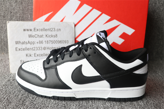 Nike SB Dunk Low Panda