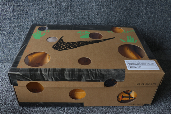 Off White x Futura x SB Dunk No.29