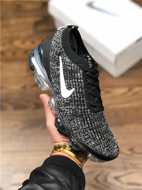 Nike Air Vapormax Flyknit 3.0 002