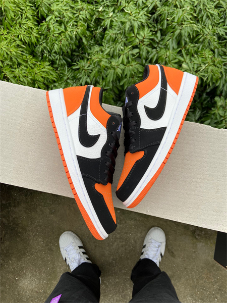 Nike Air Jordan 1 Low