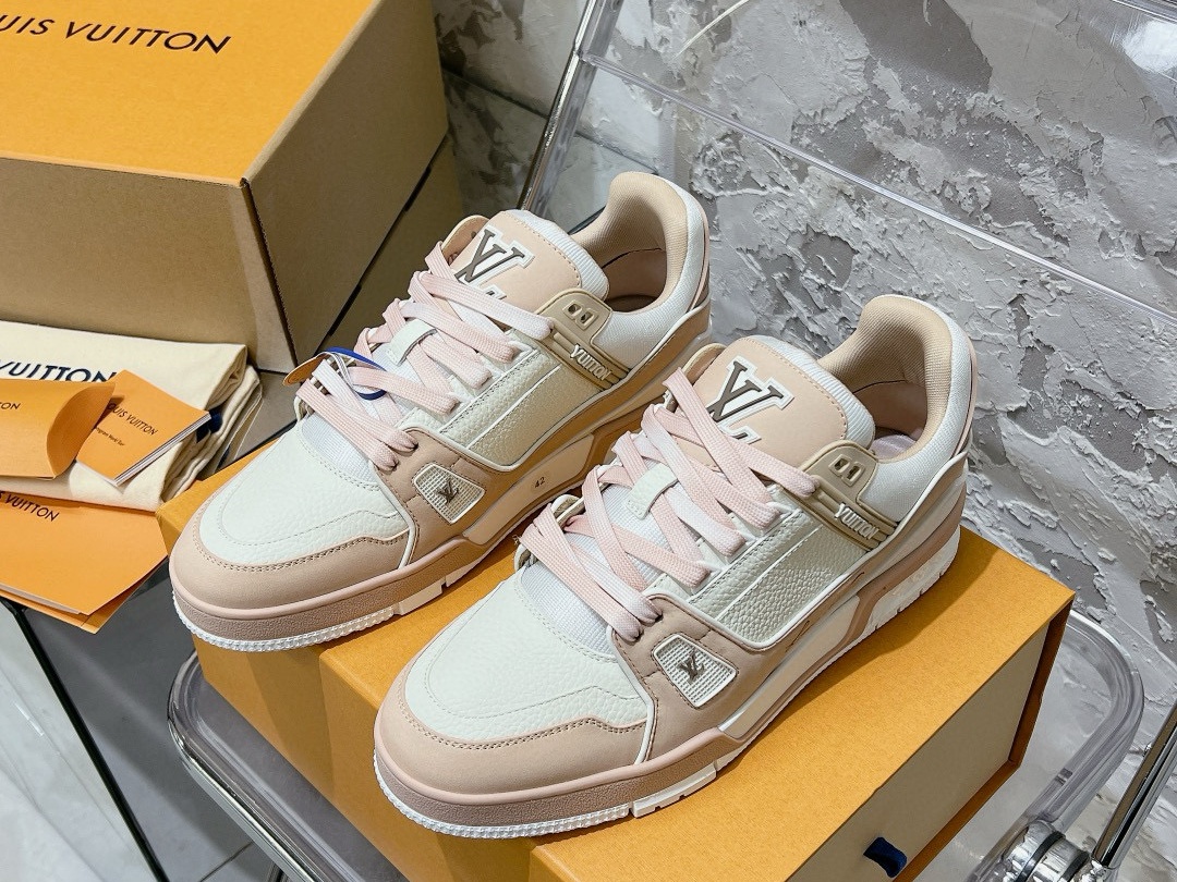 LV Trainer shoes women