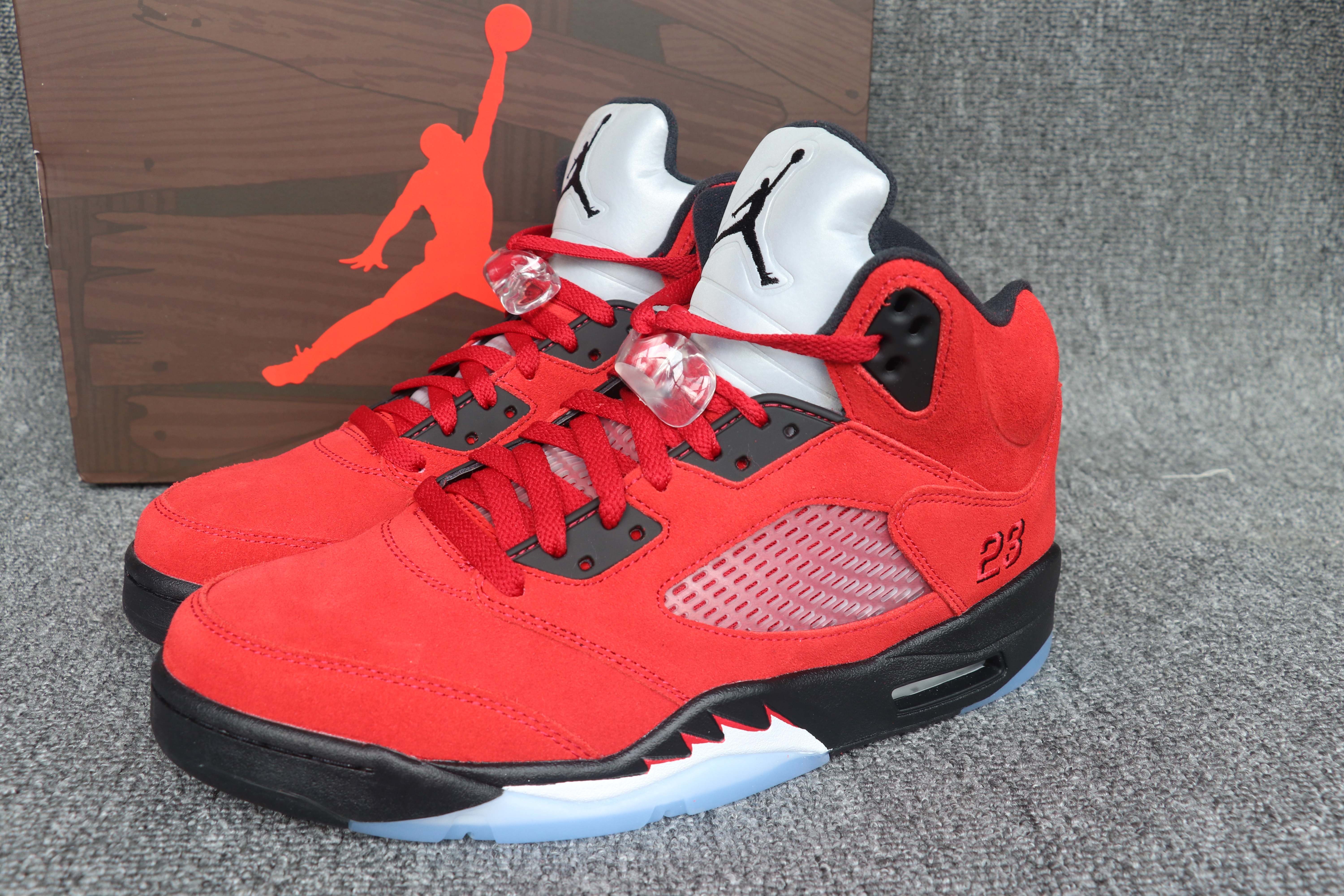 Nike Air Jordan 5 Ranging Bull