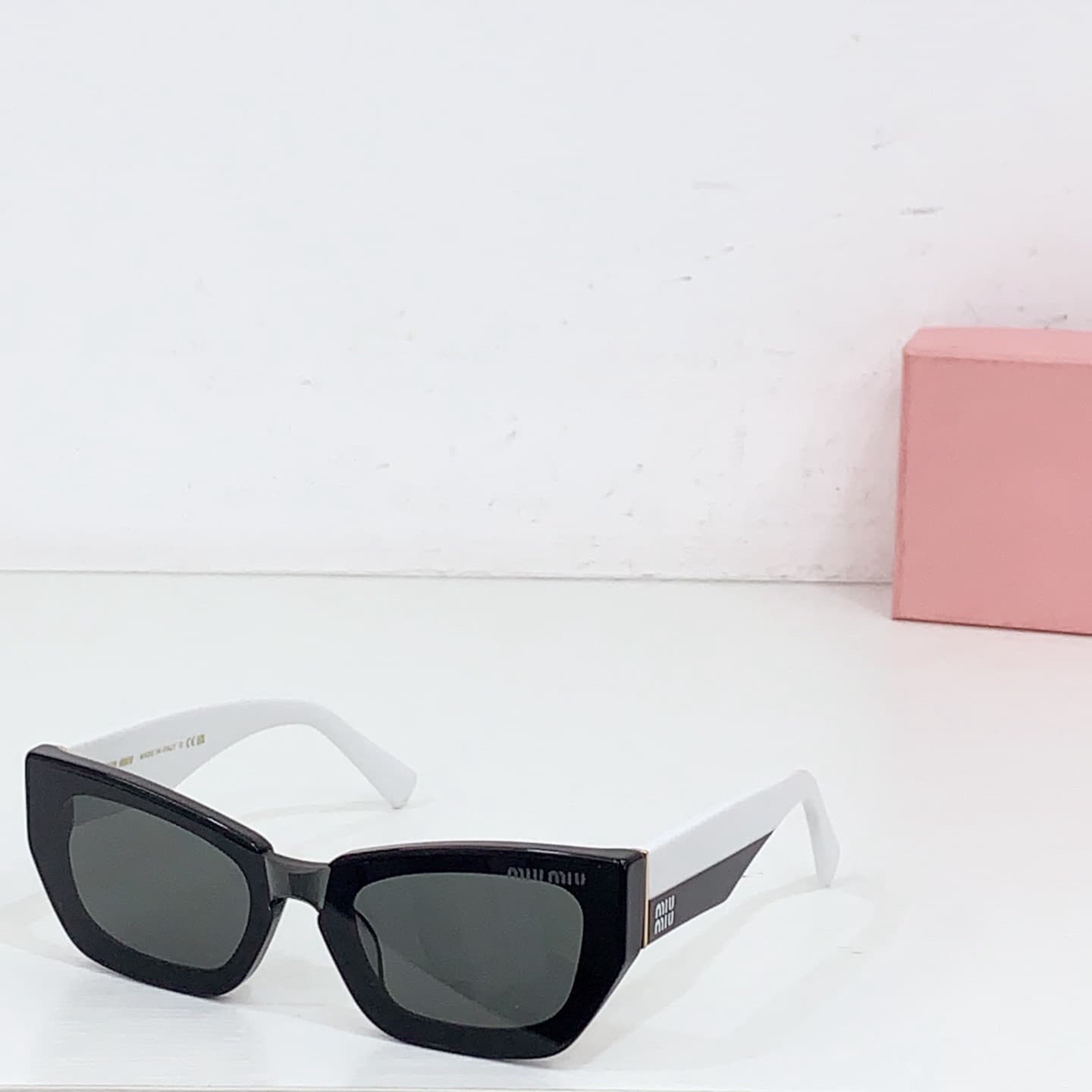 Miumiu Sunglasses