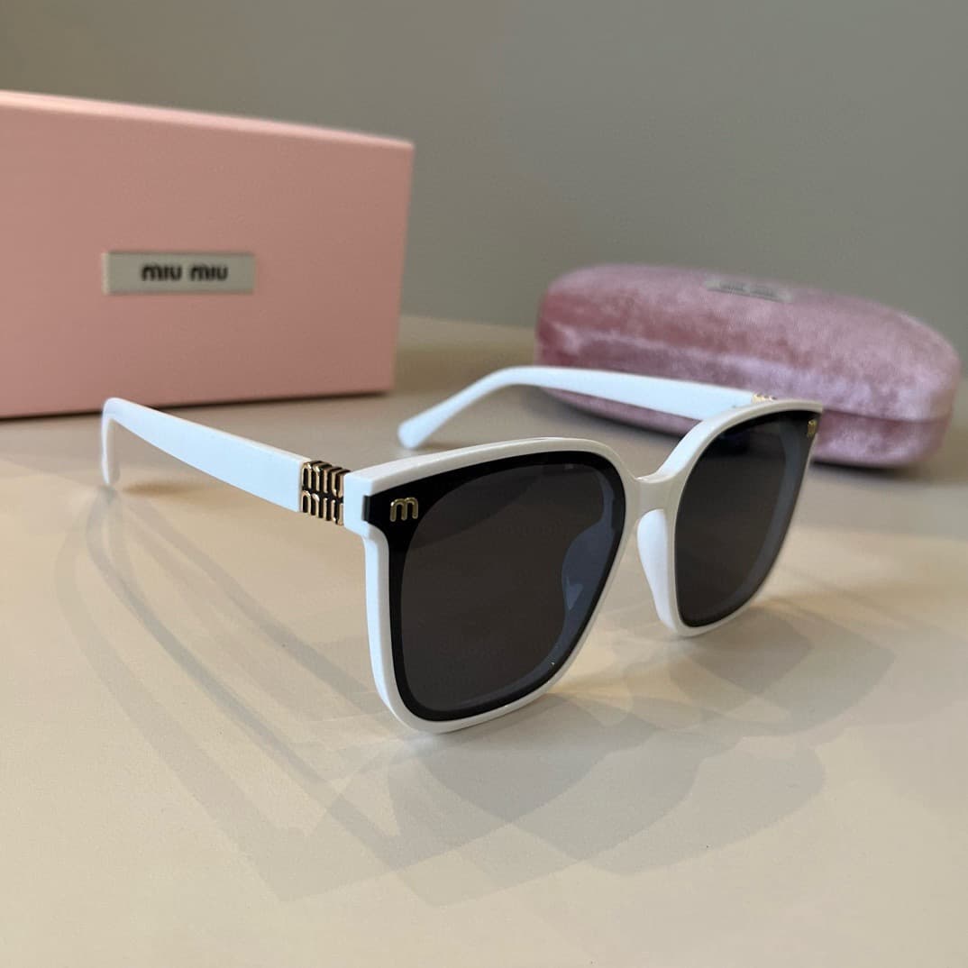 Miumiu Sunglasses