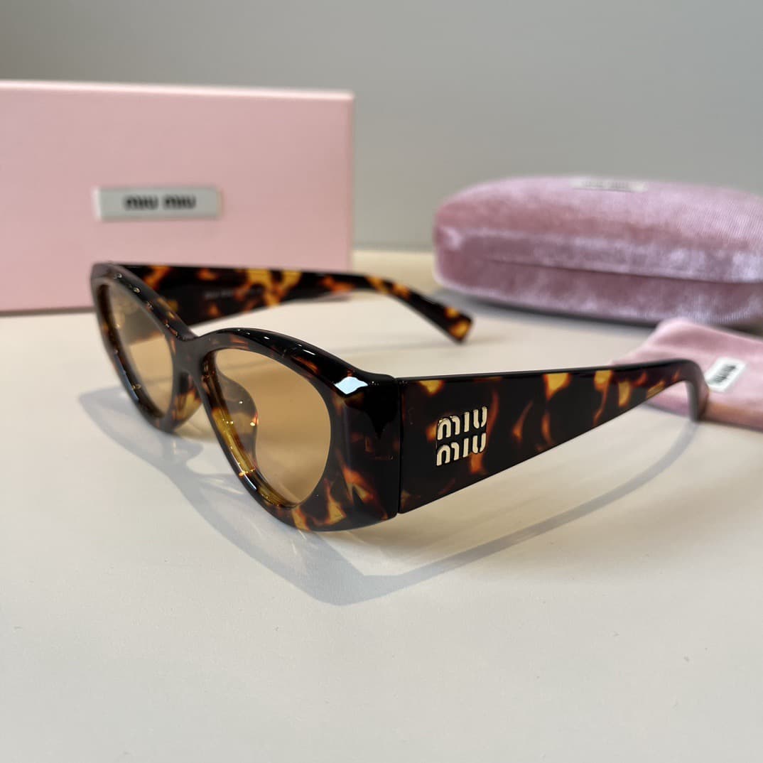 Miumiu Sunglasses