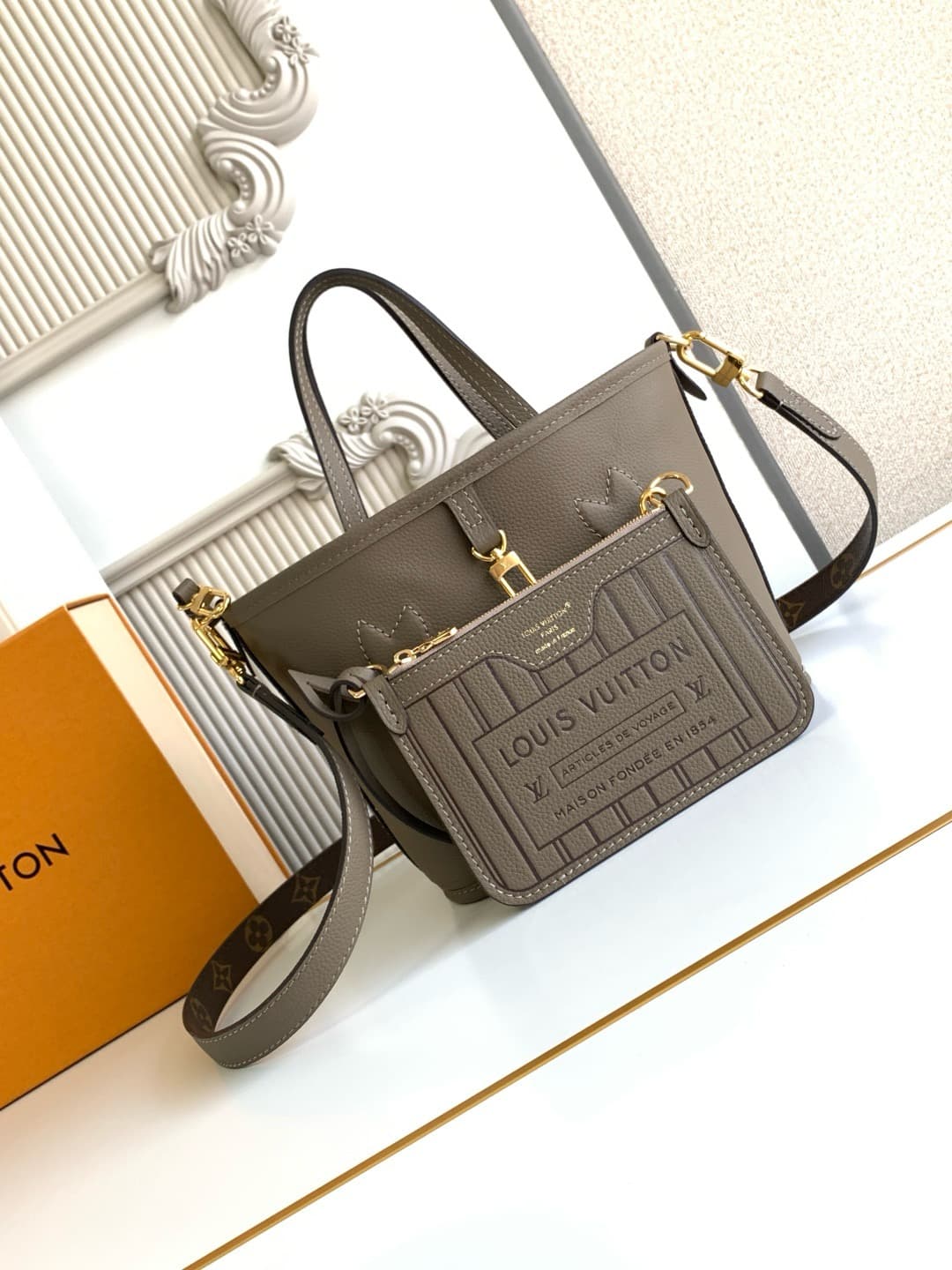 LV Bag Neverfull M12109