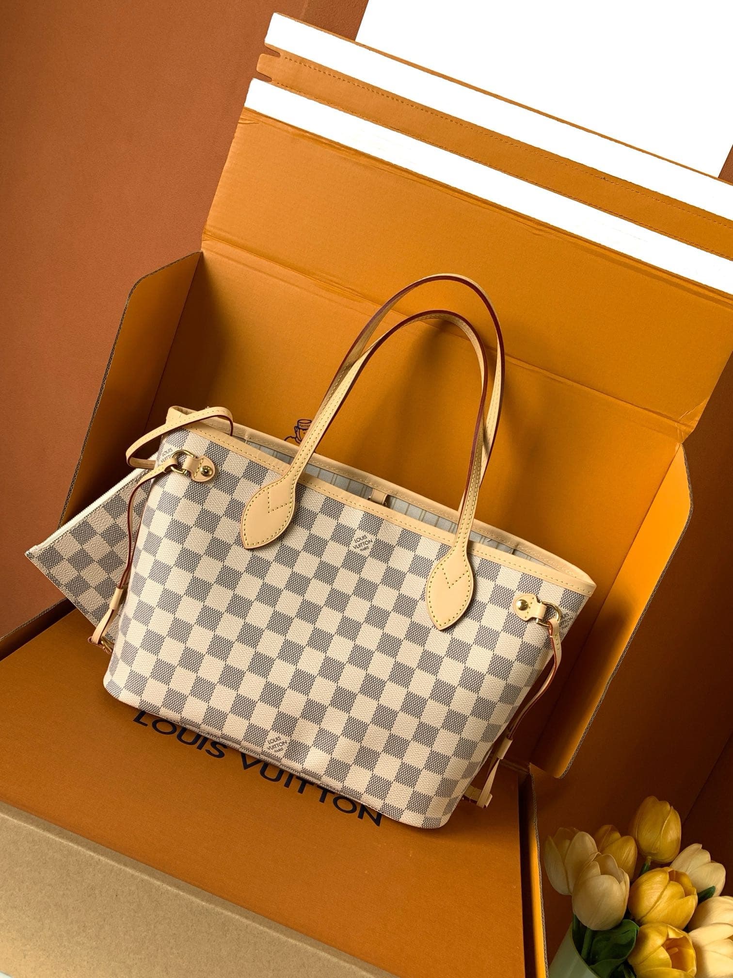 LV Bag Neverfull M40605