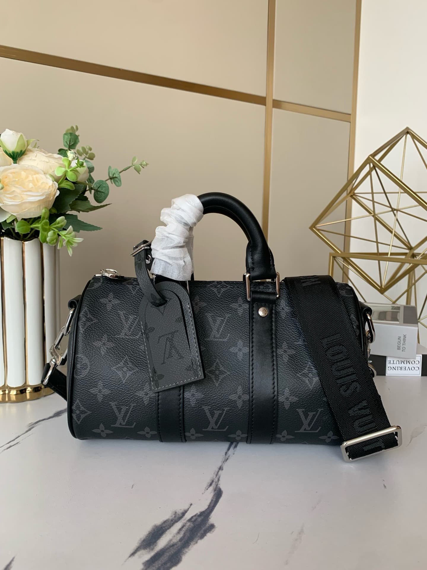 LV Bag Keepall 25 M46271