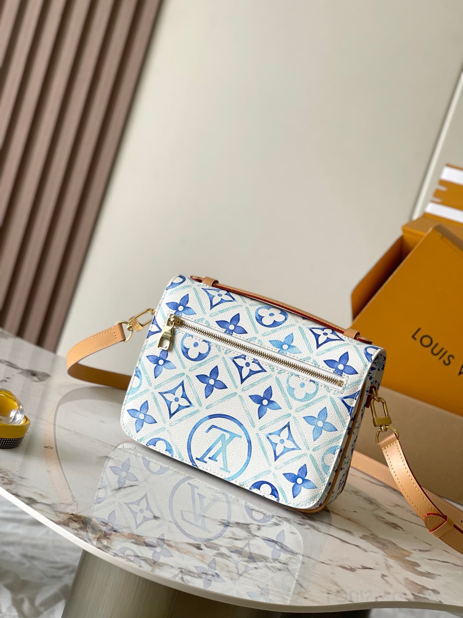 LV HandBag Pochette  M11461