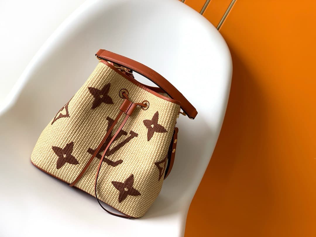 LV Bag Neonoe  M57704