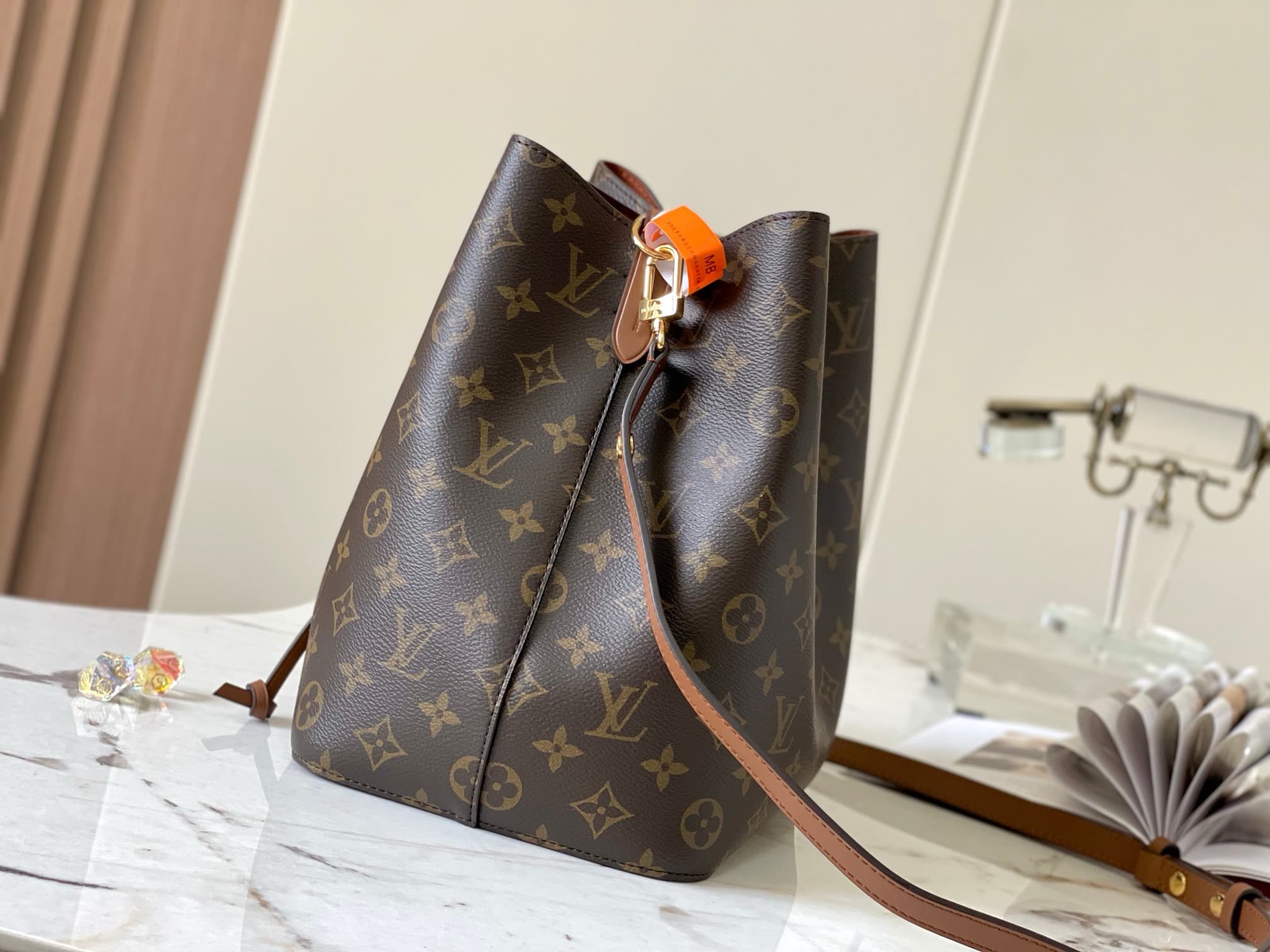 LV Bag Neonoe  M44887