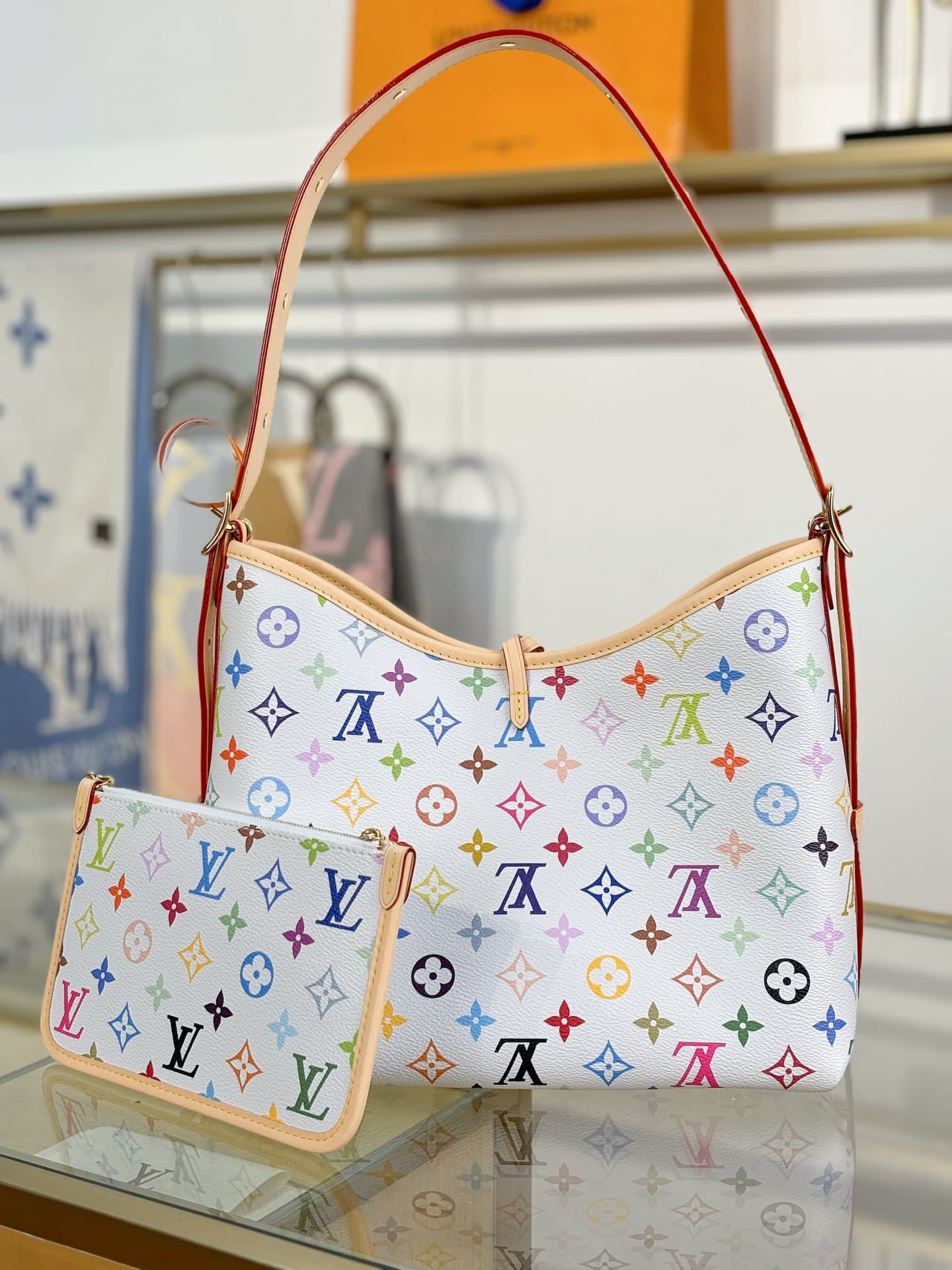 LV HandBag Carryall M13661