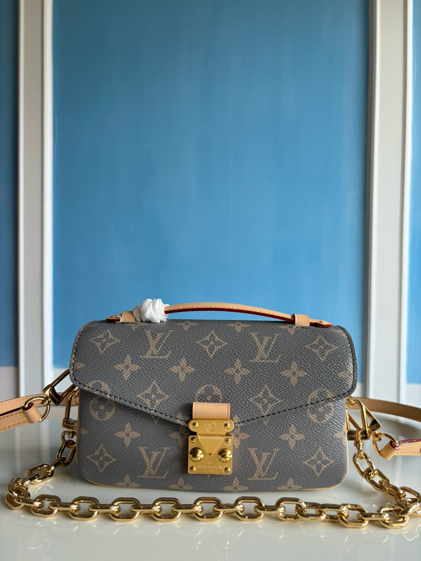 LV HandBag Pochette M12429