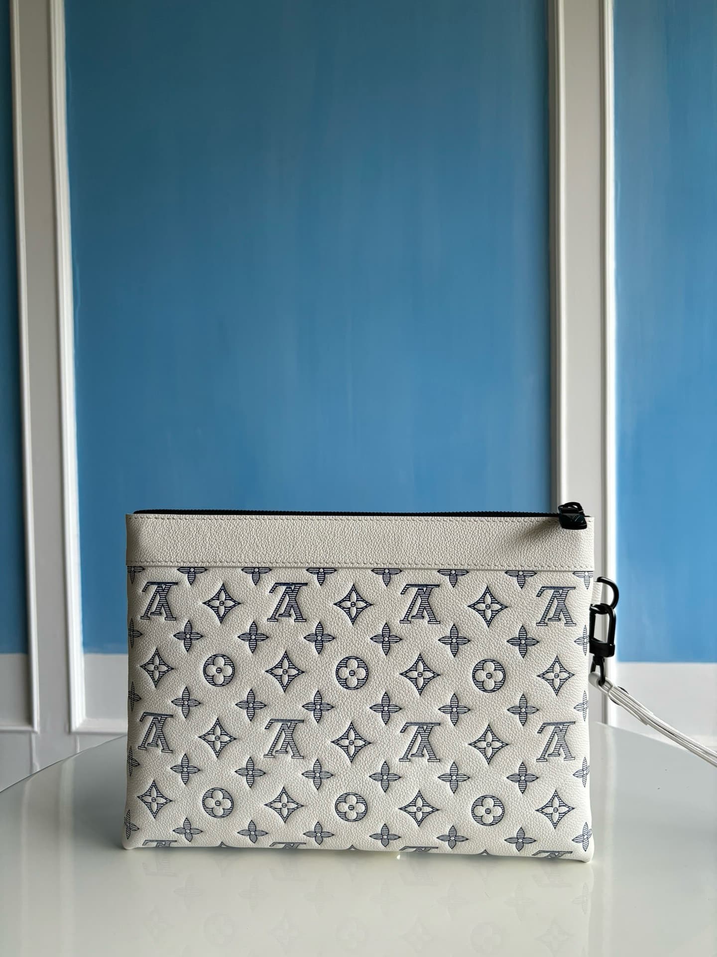 LV HandBag Pochette M83382