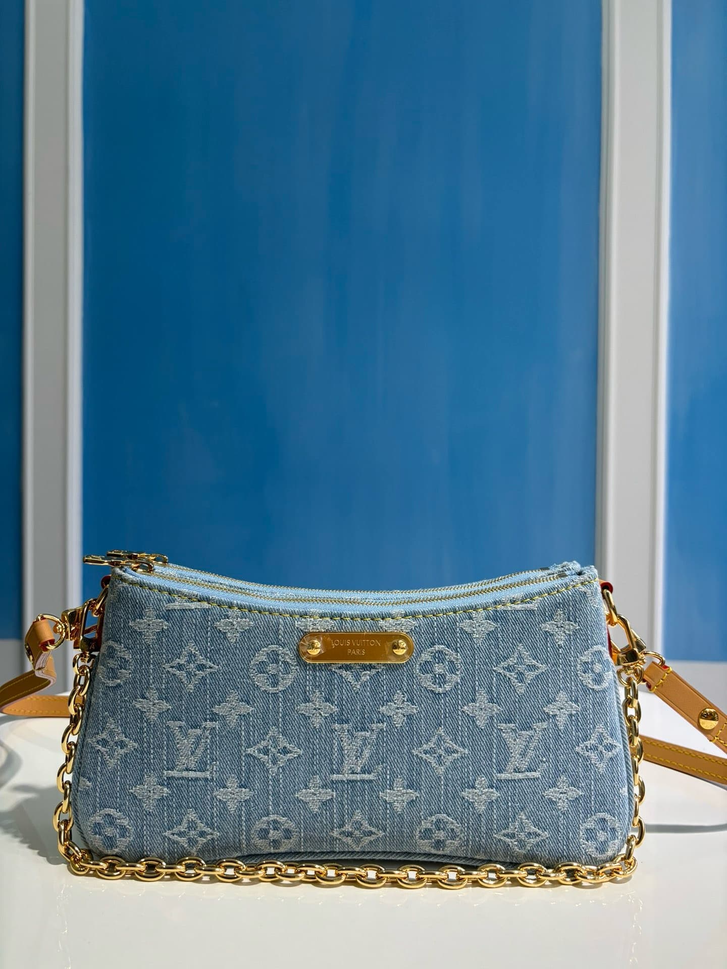 LV HandBag Pochette M83532