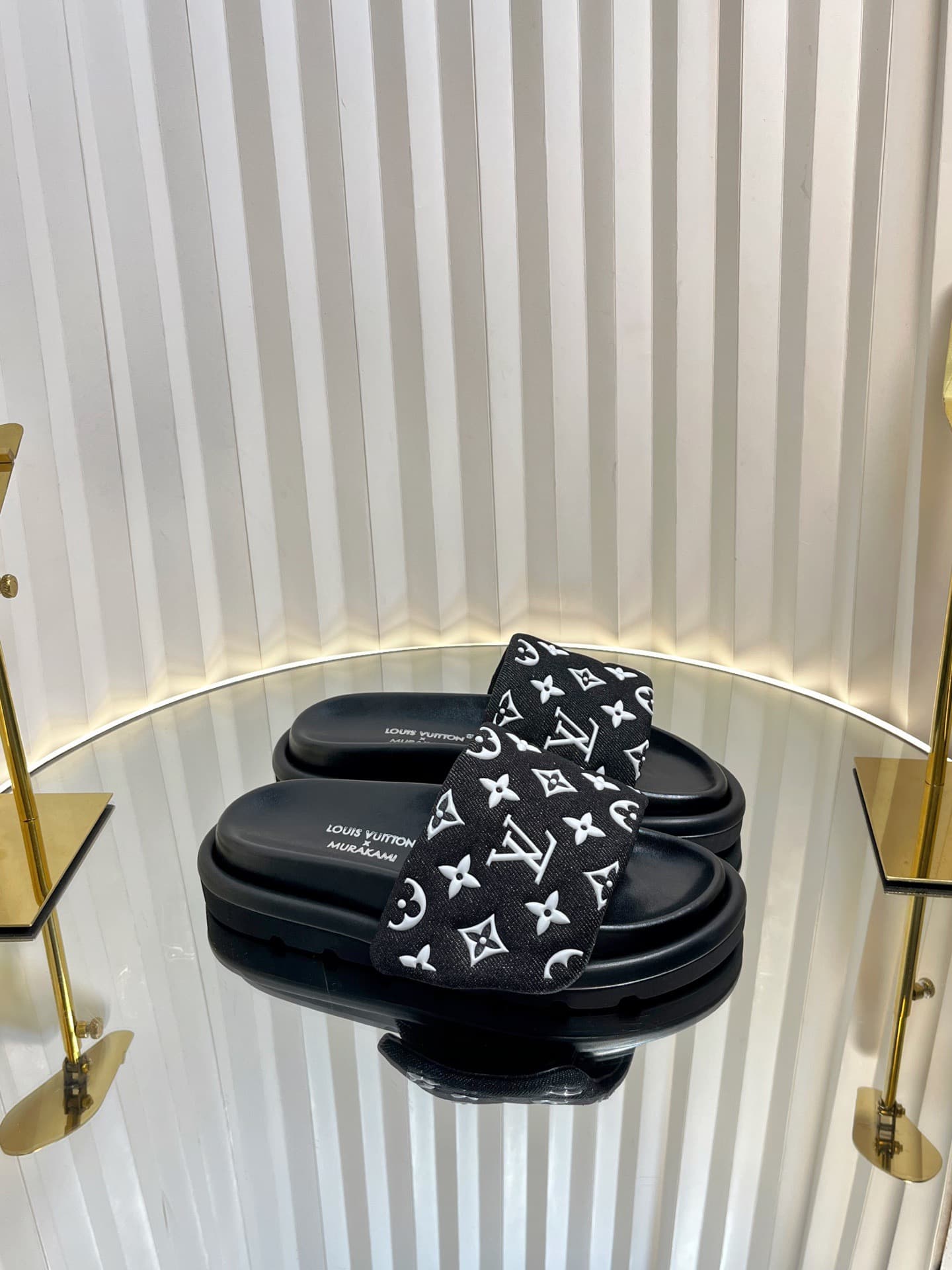 LV Slipper