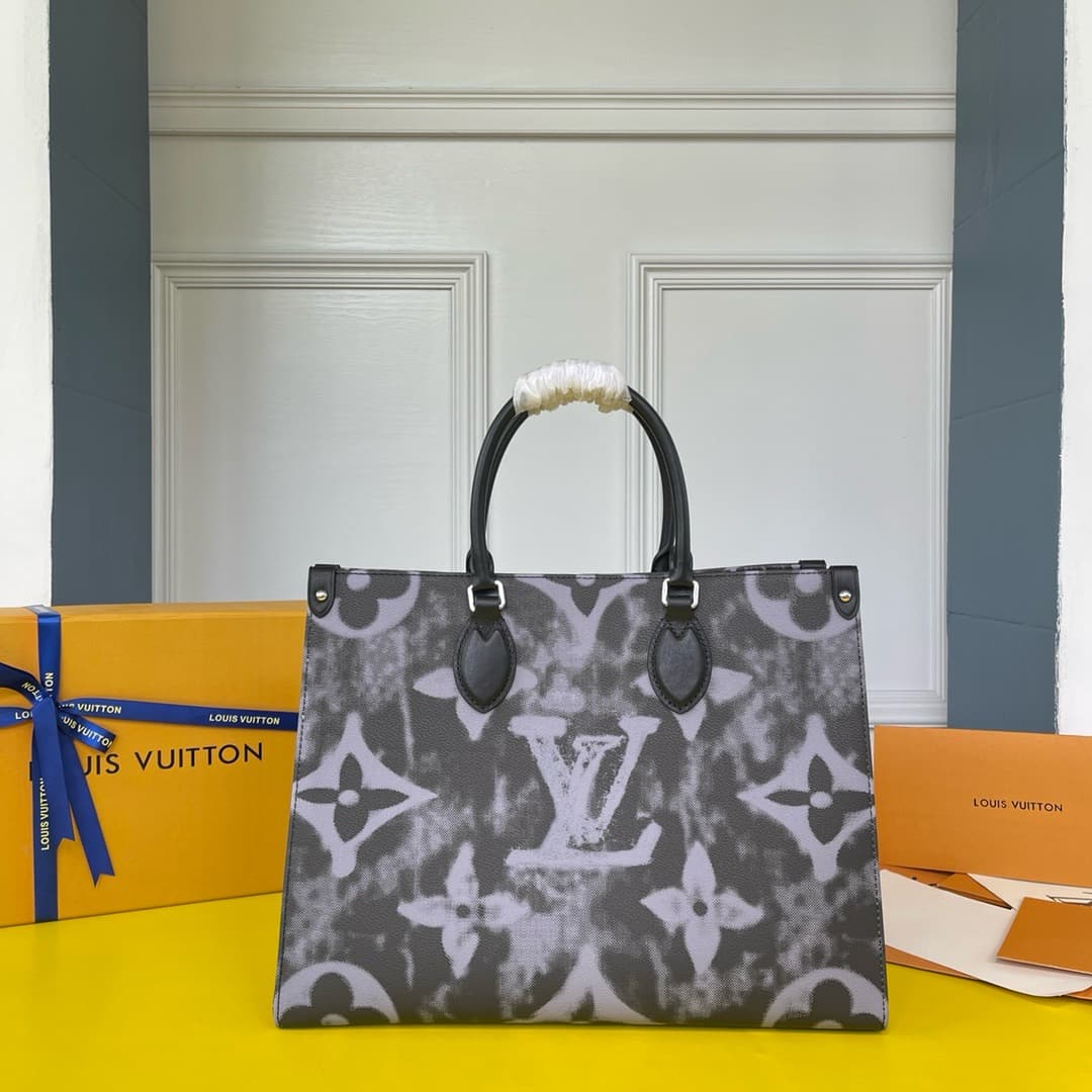 LV HandBag Onthego M45586