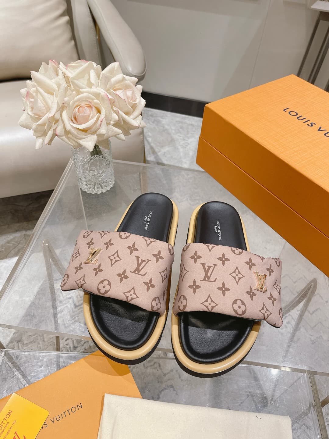LV Slipper