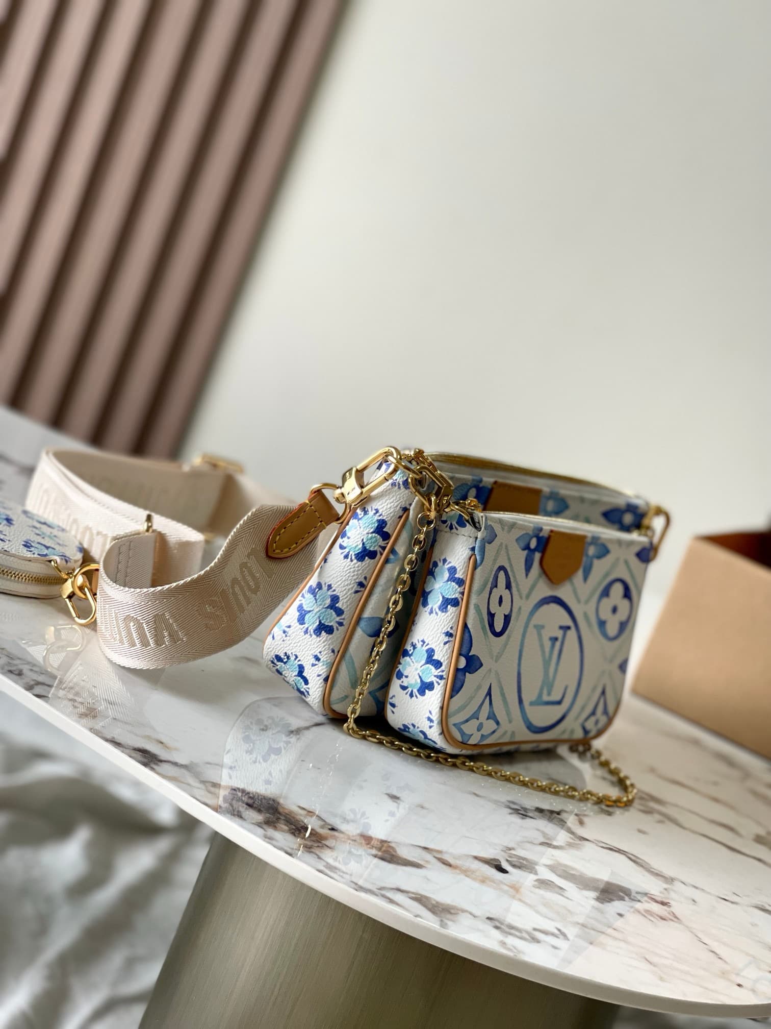 LV HandBag Pochette  M25374