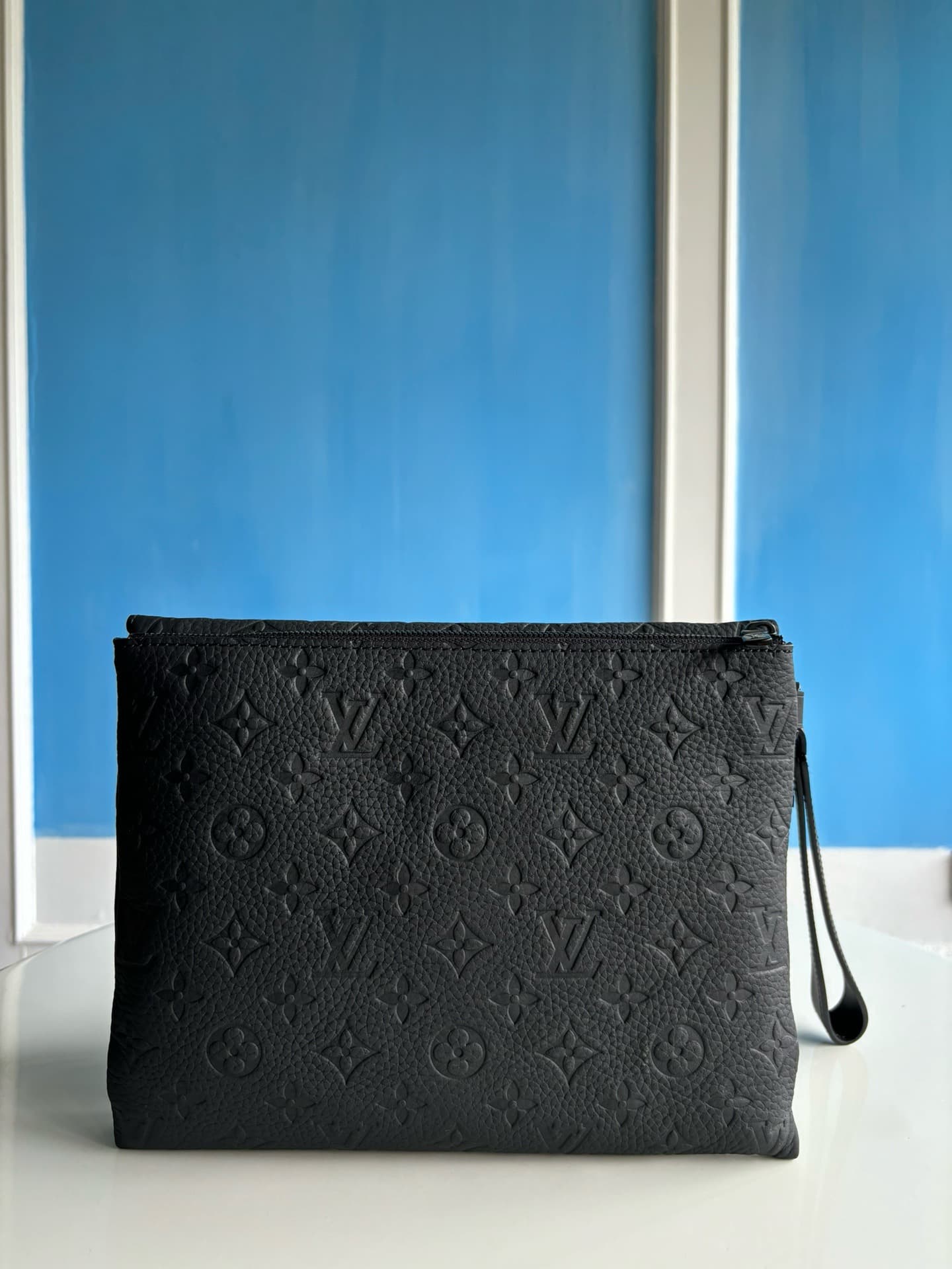 LV HandBag Pochette M82598